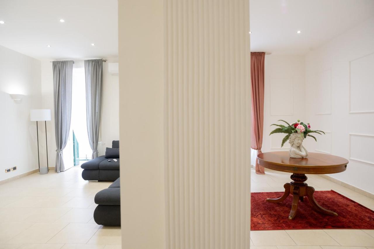 Internotre Luxury Apartment Bari Exteriér fotografie