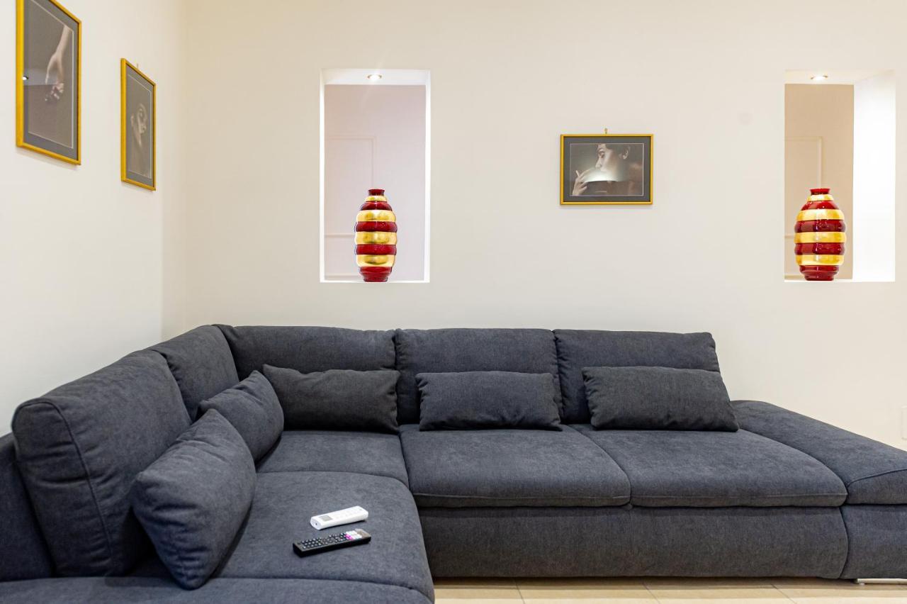 Internotre Luxury Apartment Bari Exteriér fotografie