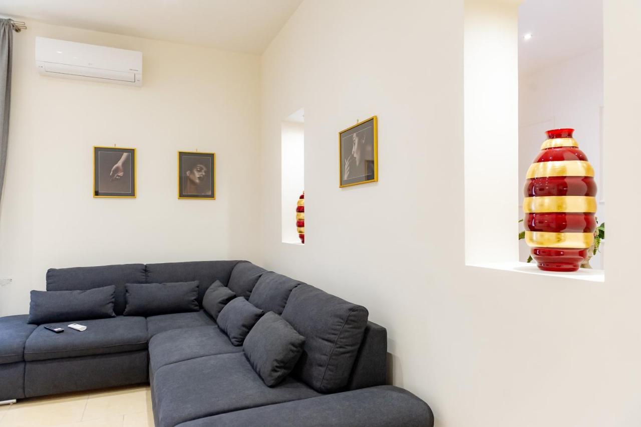 Internotre Luxury Apartment Bari Exteriér fotografie