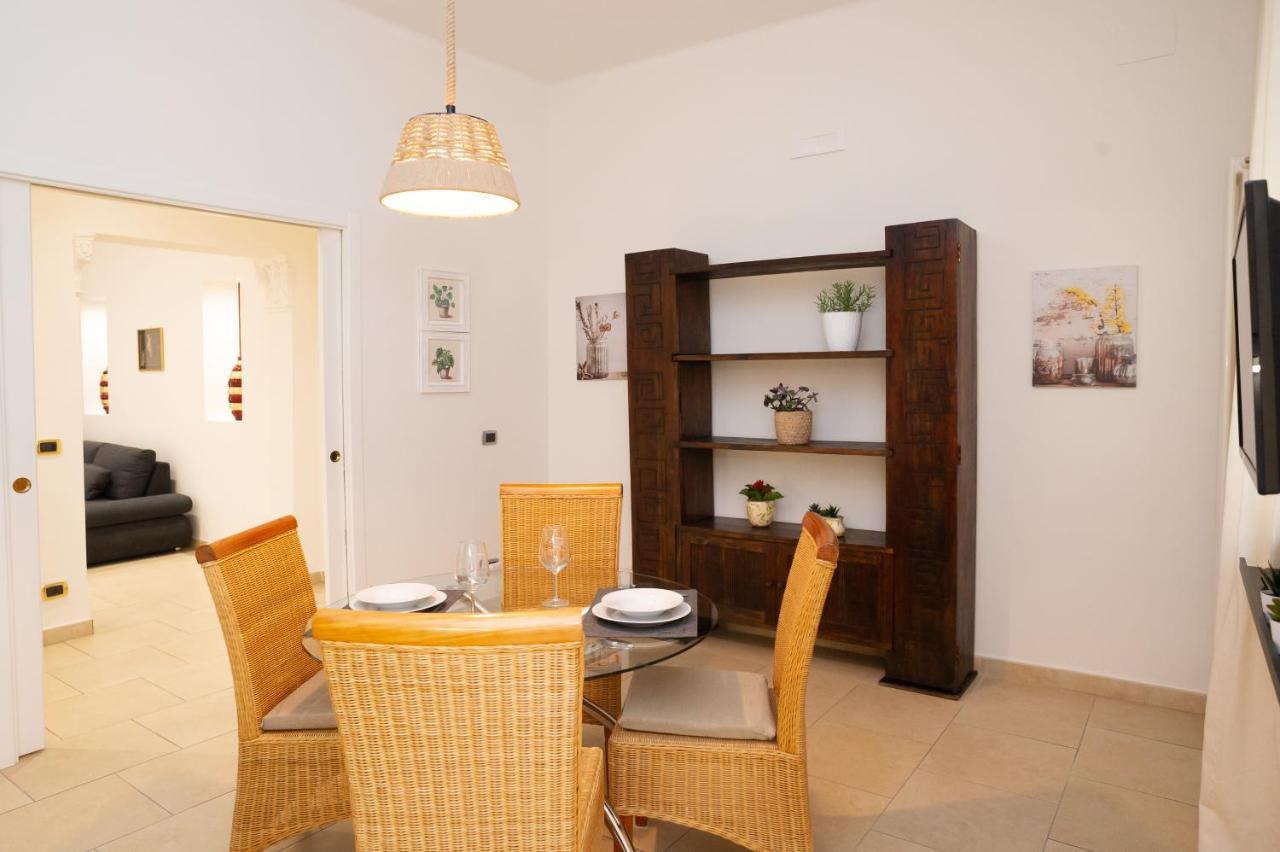 Internotre Luxury Apartment Bari Exteriér fotografie