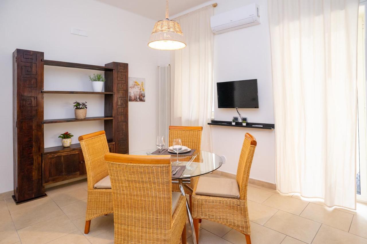 Internotre Luxury Apartment Bari Exteriér fotografie